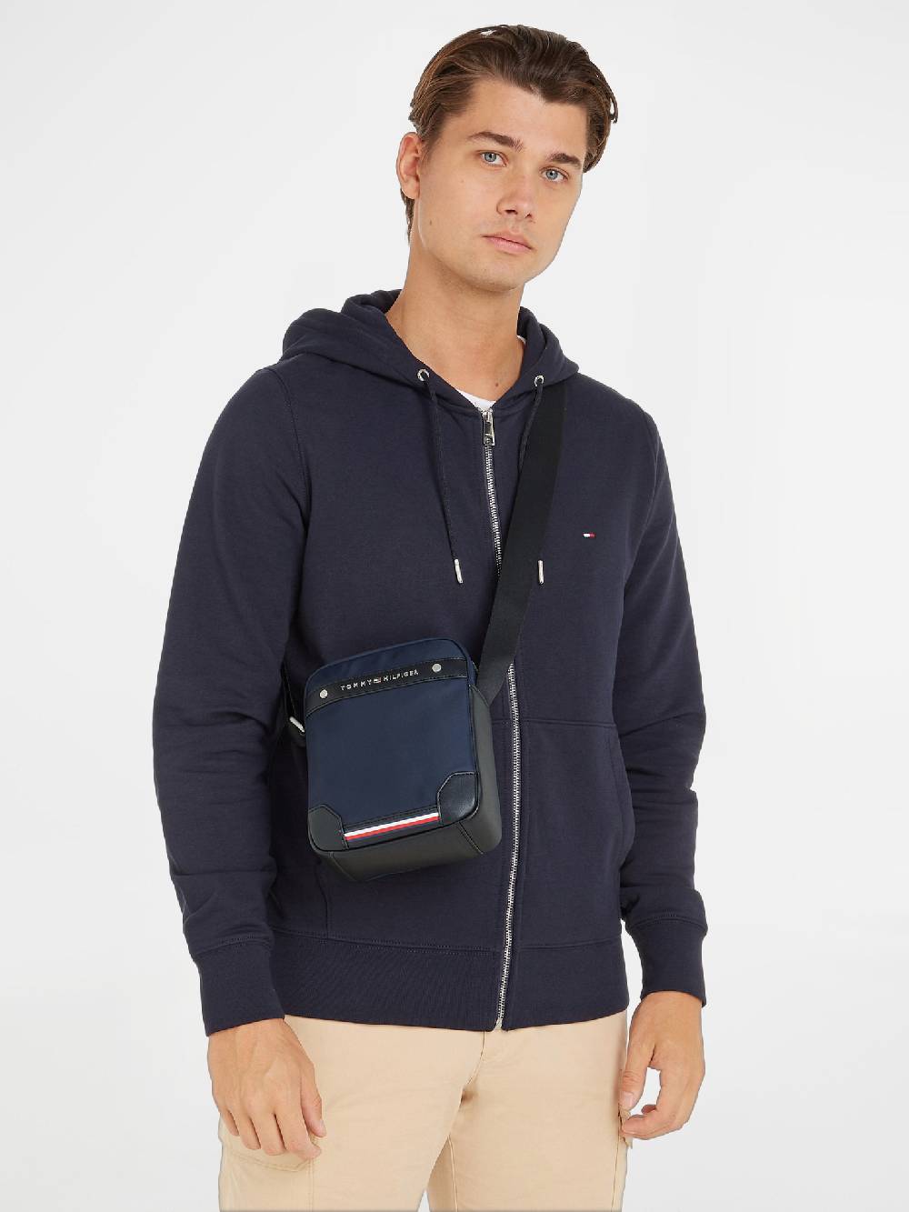 Tommy Hilfiger Central Mini Reporter Tasche Bis zu 65% Rabatt