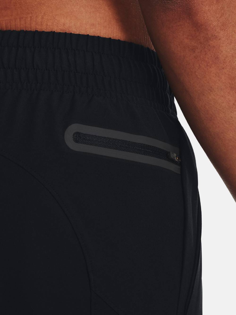 Under Armour UA Unstoppable Jogginghose Nur noch ein Tag übrig