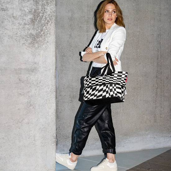 Reisenthel shopper e1 op-art (Damentasche,schwarz) Meist gekauft
