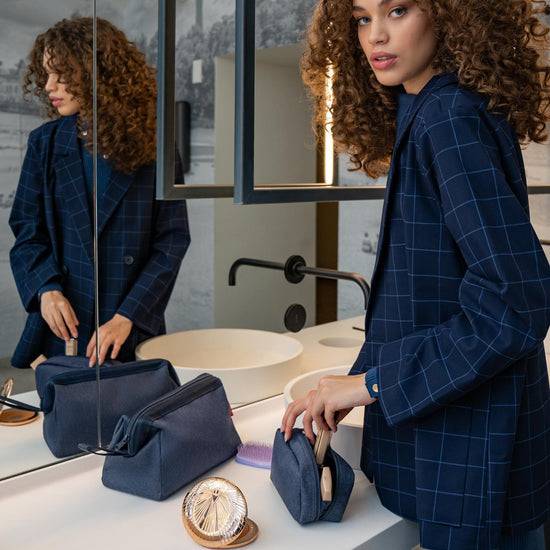 Reisenthel travelcosmetic herringbone dark blue (Kulturbeutel,dunkelblau) Fabrik Onlineshop